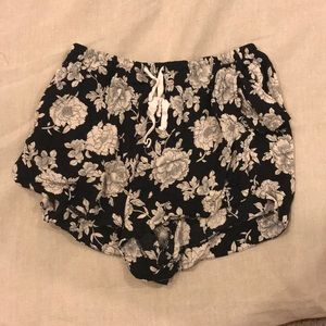 Brandy Melville shorts